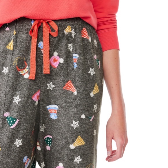 NWT Joyspun Women’s Pajama Christmas Sleep Pants (Grey Design / Multiple Sizes) - Picture 6 of 11